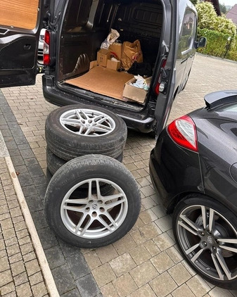 Porsche Macan cena 129800 przebieg: 150000, rok produkcji 2014 z Biała małe 704